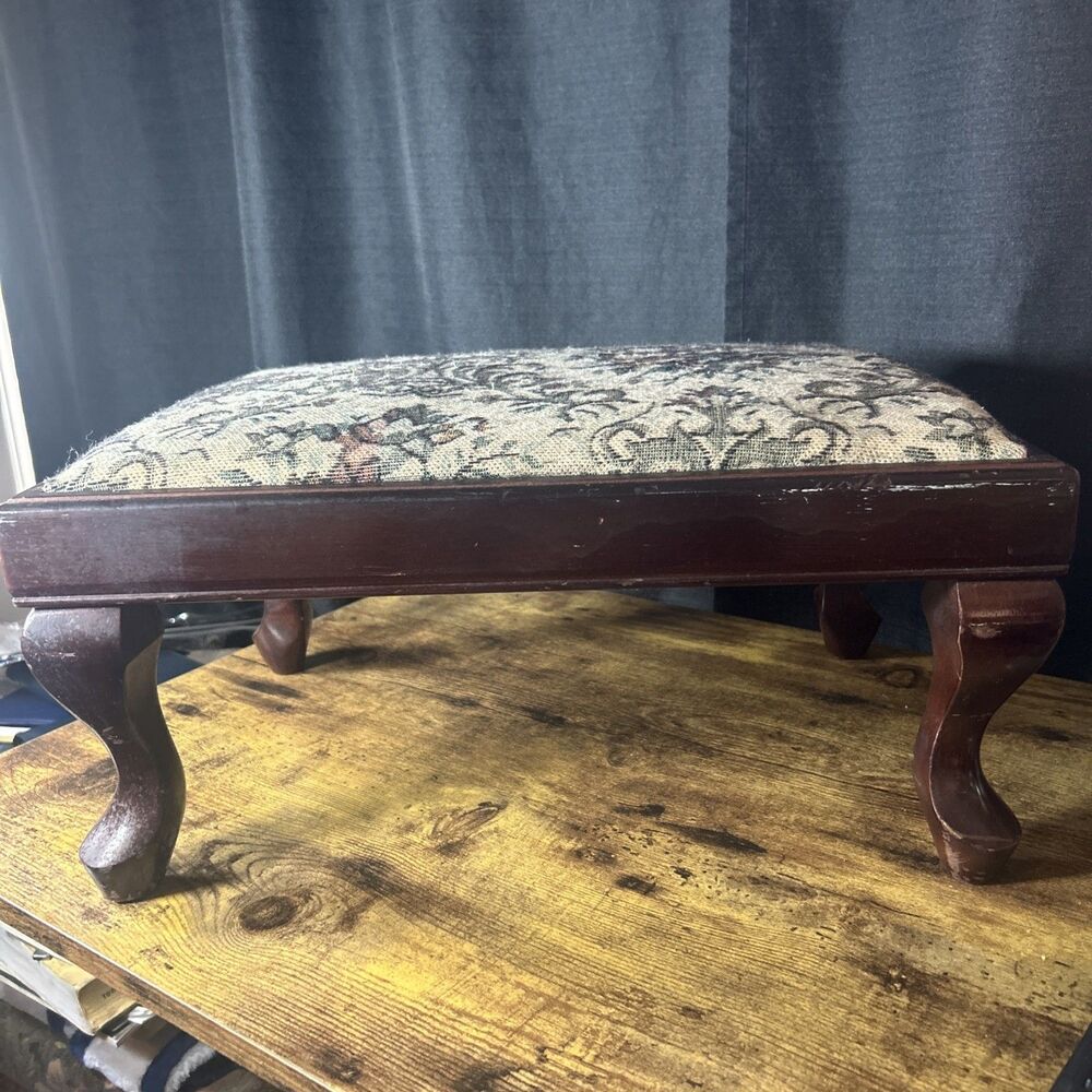 Upholstered Stool Tapestry Floral Wood Trim Vintage Taiwan Poly Pad READ 17x12x9 - Picture 11 of 16